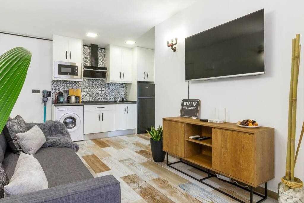 Bungalow Pink Palm Beach Torrevieja Dış mekan fotoğraf