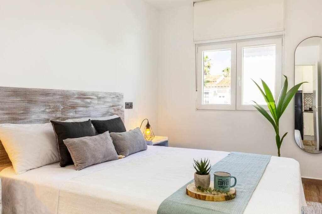 Bungalow Pink Palm Beach Torrevieja Dış mekan fotoğraf