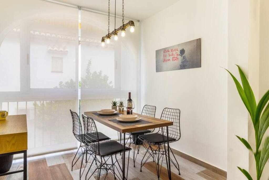 Bungalow Pink Palm Beach Torrevieja Dış mekan fotoğraf
